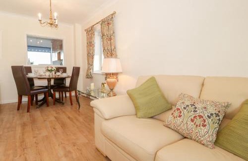 Old Colwyn Casa | Bay View House