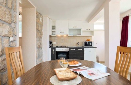 Zaton Cabaña | Bay View House