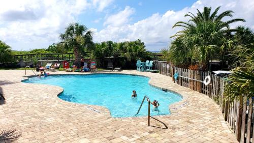 Tybee Island Casa | Bay View Villas 206 by Tybee Beach Vacation Rentals