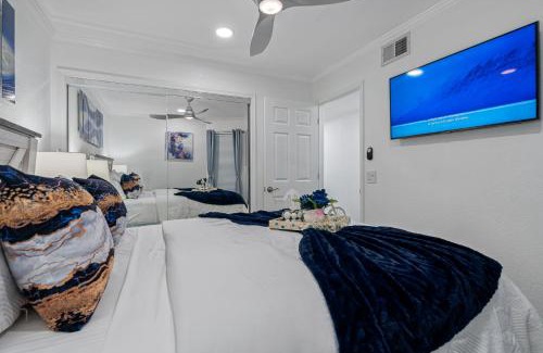 Rocky Point Casa | Bay Views from your Balcony Beach Resort Tampa