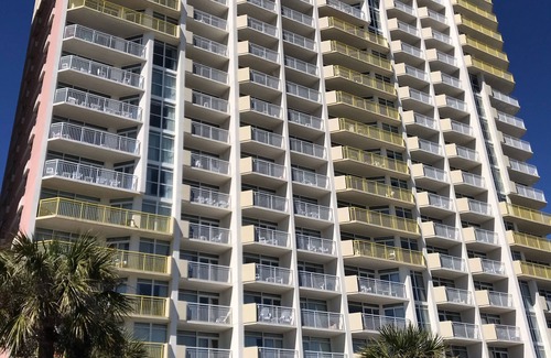Atlantic Beach Condominio | BAY WATCH BEAUTY... PRISTINE 14TH FLOOR OCEANFRONT