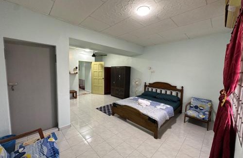 Taman Bukit Katil Casa | Bayan 10 Homestay, Ayer Keroh Guest House - 4bedrooms, 15minutes to town