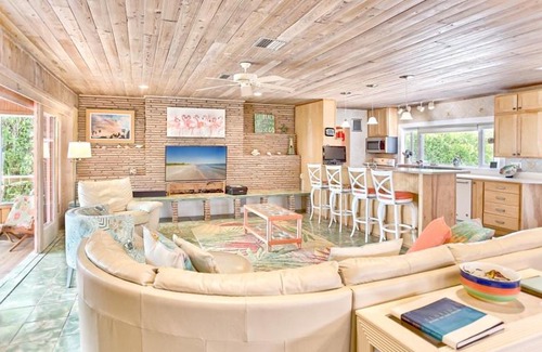 Captiva Casa | Baybarlyn home