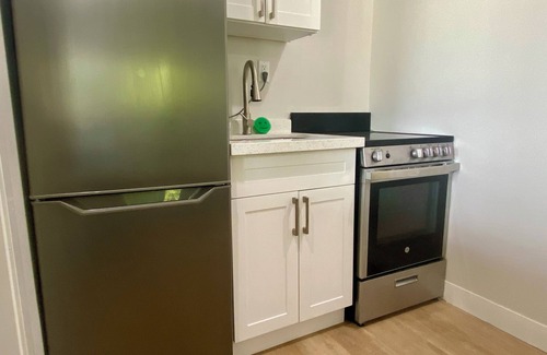 Bluewater Apartamento | Bayfield Retreat 15min From Grand Bend Pool Hot Tub Full Kitchens 8