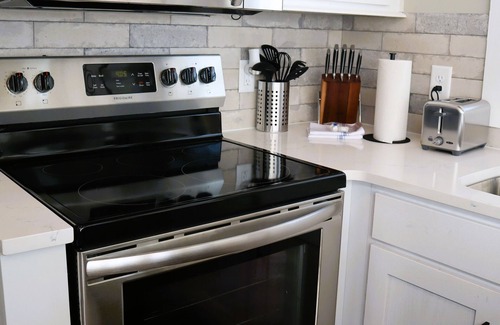 Sandusky Cabaña | Bayfront Cottage #4, Beautiful Views