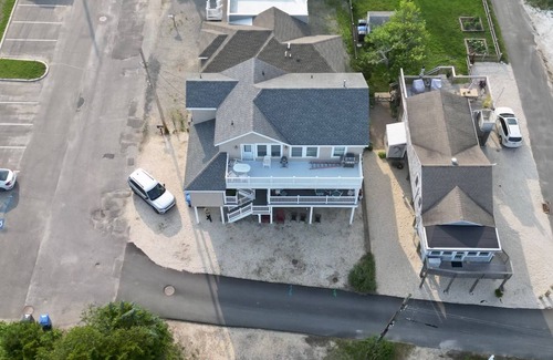 Manahawkin Apartamento | Bayfront Duplex Property of LBI minutes from Hotel LBI, center of the island!