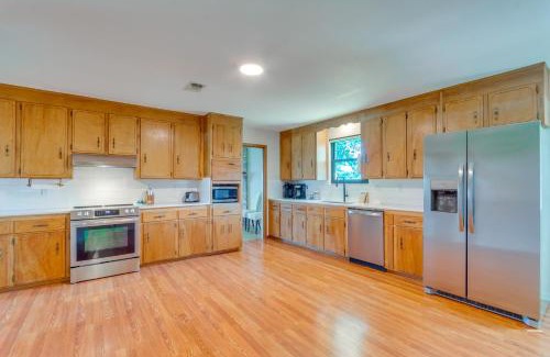 Ono Island Casa | Bayfront Gem Patio and Fire Pit in Pensacola