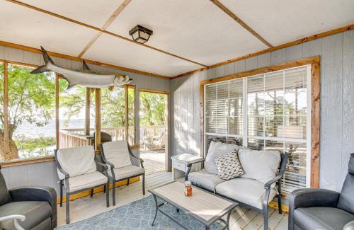 Florida Panhandle Casa | Bayfront Haven Group Getaway in Milton!