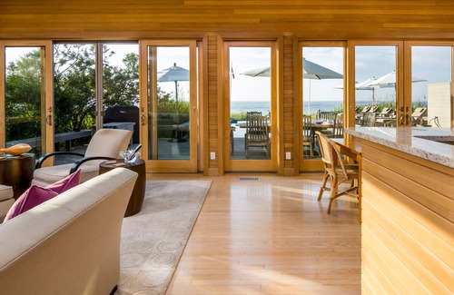 Fire Island Pines Casa | Bayfront Home con todas las campanas y silbatos