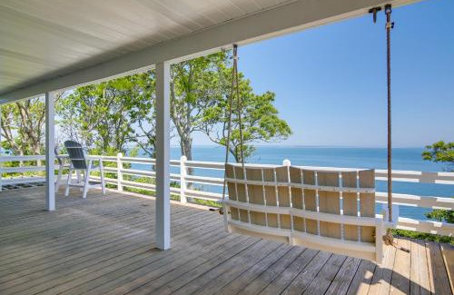 Plymouth Casa | Bayfront Home with Deck - 4 Mi to Downtown Plymouth!