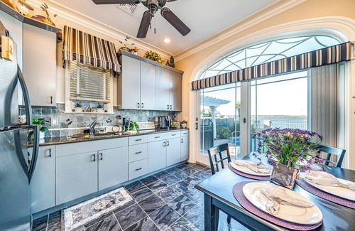 Riviera Casa | Bayfront Mansion w/ Pool, 6BR, Ample Parking & Sunset Views