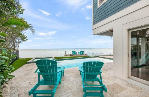Holmes Beach Casa | Bayfront Paradise (AMIL)