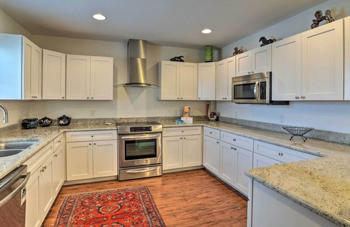 Belle Vista Casa | Bayfront St Pete Beach Home w/ Outdoor Pool!
