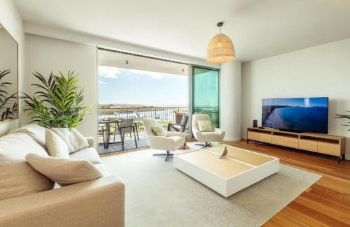 Armacao de Pera Apartamento | Bayline Algarve Apt – Beachfront, Spa, Lagoon View