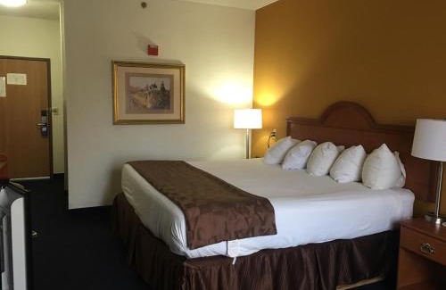 Albany Hotel | Baymont by Wyndham Albany