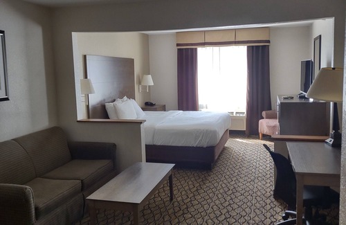Auburn Hotel | Baymont by Wyndham Auburn