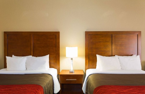 Bonita Springs Hotel | Baymont by Wyndham Bonita Springs Naples North