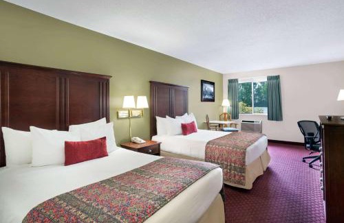 Bozeman Hotel | Baymont by Wyndham Bozeman