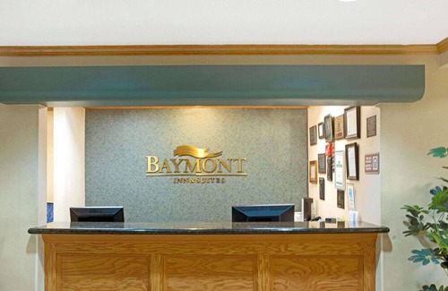 Conroe Hotel | Baymont by Wyndham Conroe