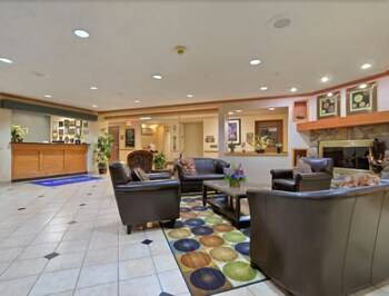 Conroe Hotel | Baymont by Wyndham Conroe