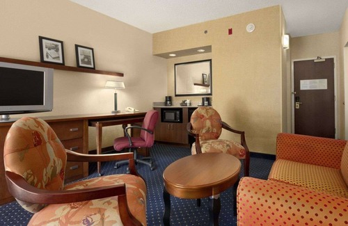 St. Andrews Hotel | Baymont by Wyndham Columbia Northwest