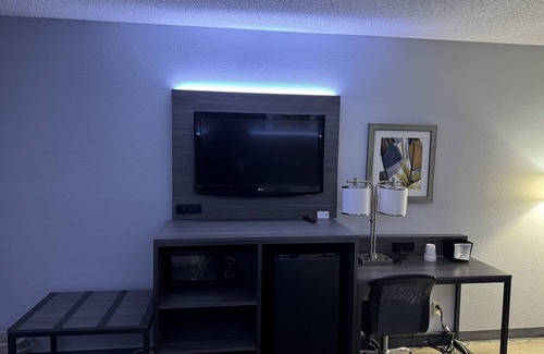 Dayton Hotel | Baymont By Wyndham Dayton North