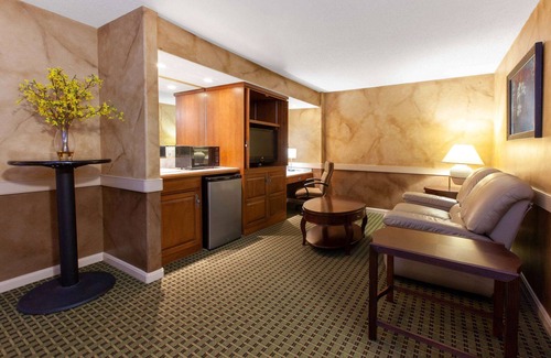 Franklin Hotel | Baymont by Wyndham Franklin