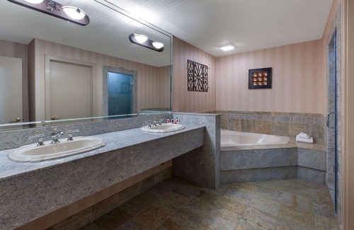 Franklin Hotel | Baymont by Wyndham Franklin