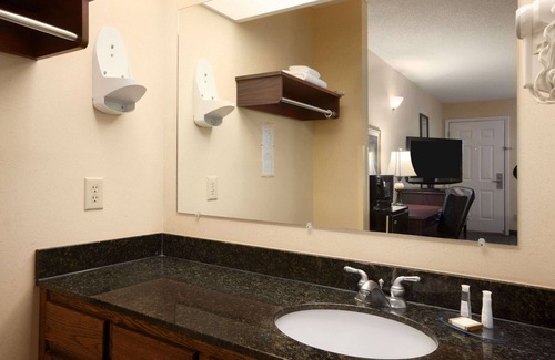 Gaffney Hotel | Baymont by Wyndham Gaffney