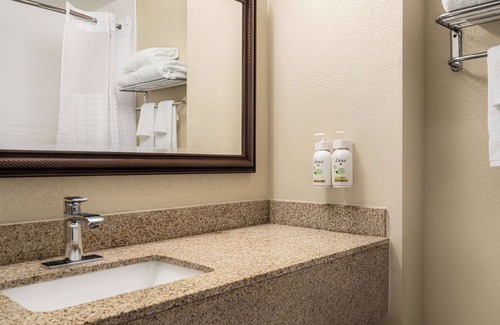 Georgetown Hotel | Baymont by Wyndham Georgetown/Lexington North