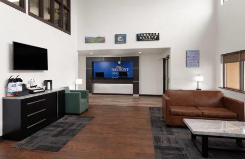 Ashwaubenon Hotel | Baymont by Wyndham Green Bay