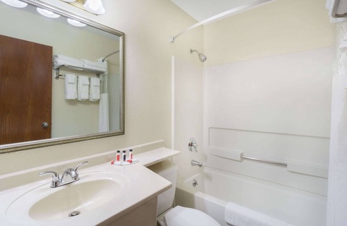 Huber Heights Hotel | Baymont by Wyndham Huber Heights Dayton