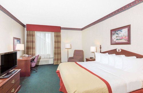 Jonesboro Hotel | Baymont by Wyndham Jonesboro