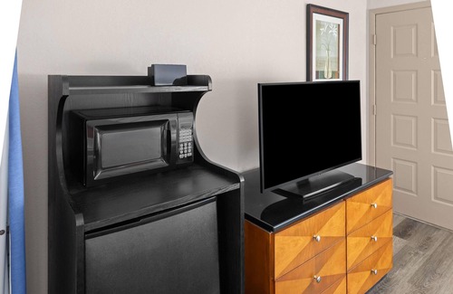 Knoxville Hotel | Baymont by Wyndham Knoxville I-75