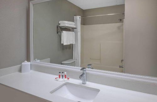 Pooler Hotel | Baymont by Wyndham Pooler/Savannah