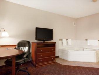 Sioux Falls Hotel | Baymont by Wyndham Sioux Falls