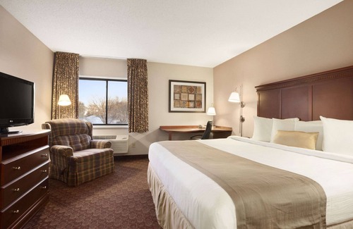 Sioux Falls Hotel | Baymont by Wyndham Sioux Falls