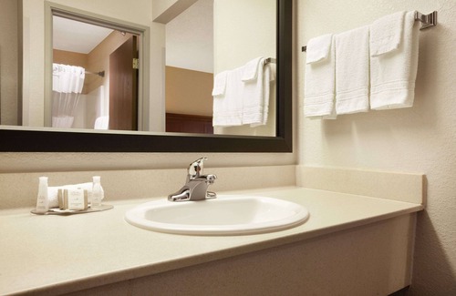 Sioux Falls Hotel | Baymont by Wyndham Sioux Falls