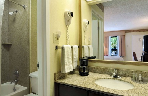 Tallahassee Hotel | Baymont by Wyndham Tallahassee