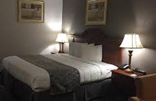 Walterboro Hotel | Baymont by Wyndham Walterboro