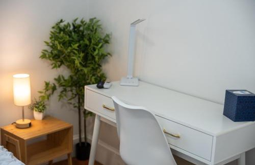 Bayonne Apartamento | "Bayonne Escape, Free Parking & NYC Nearby"