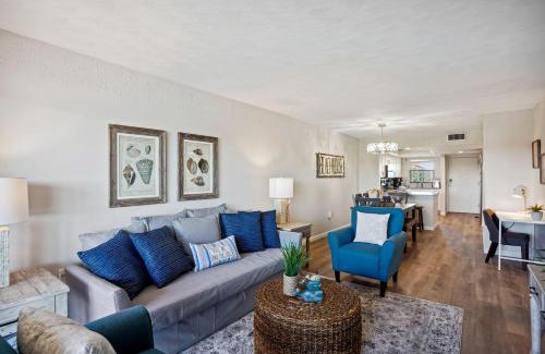 Indian Shores Casa | Bayshore Yacht & Tennis 409 - Premier