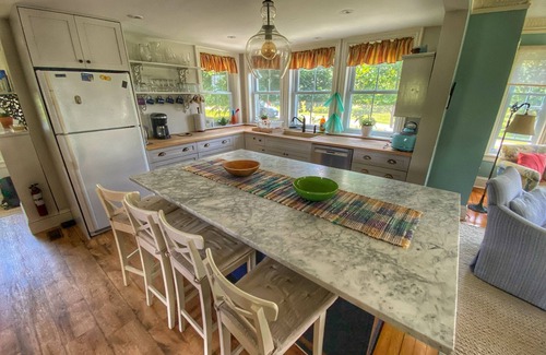 Cressy Otro | Bayside Beach House