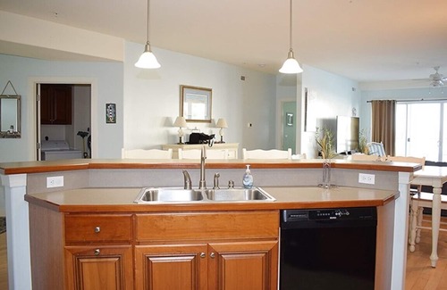 Chincoteague Villa | Bayside & Beyond-Sunset Bay Villa #105- Waterfront with Boat Slip