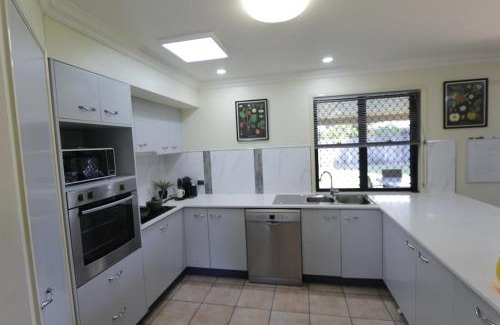Rothwell Casa | Bayside Bliss 8 Sleeper Family Escape