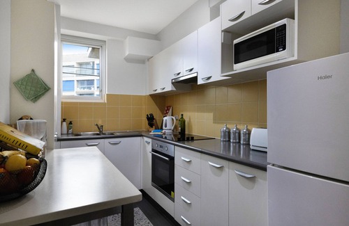 Rushcutters Bay Apartamento | BAYSIDE BLISS - PRIVATE & TRANQUIL WITH VIEWS, AIR CONDITIONING, PARKING & LIFT