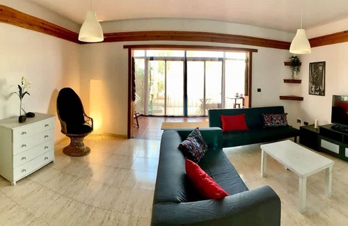 Costa Teguise Casa | Bayside Casa Canto Ideal Retreat in Costa Teguise