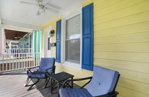 Cape Charles Casa | Bayside - Classic duplex in historic downtown!