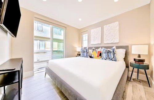 Mission Beach Casa | Bayside Delight Just Steps to Water
