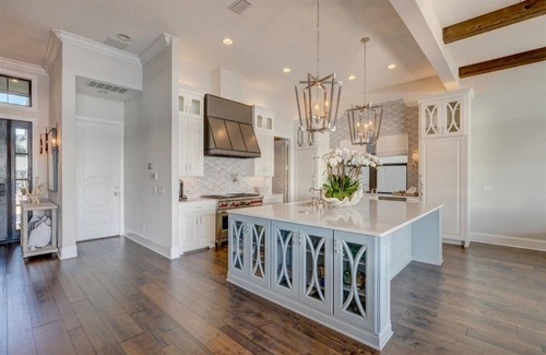 Indian Rocks Beach Casa | Bayside Paradise Mansion - Waterfront and Private Pool!